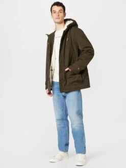 Faguo Parkas Winterparka VERNON Heren Kaki 11 Faguo Parkas Winterparka VERNON Heren Kaki -Jack & Jones Winkel 3af72b2f174e1c9239135b565cc5e18d