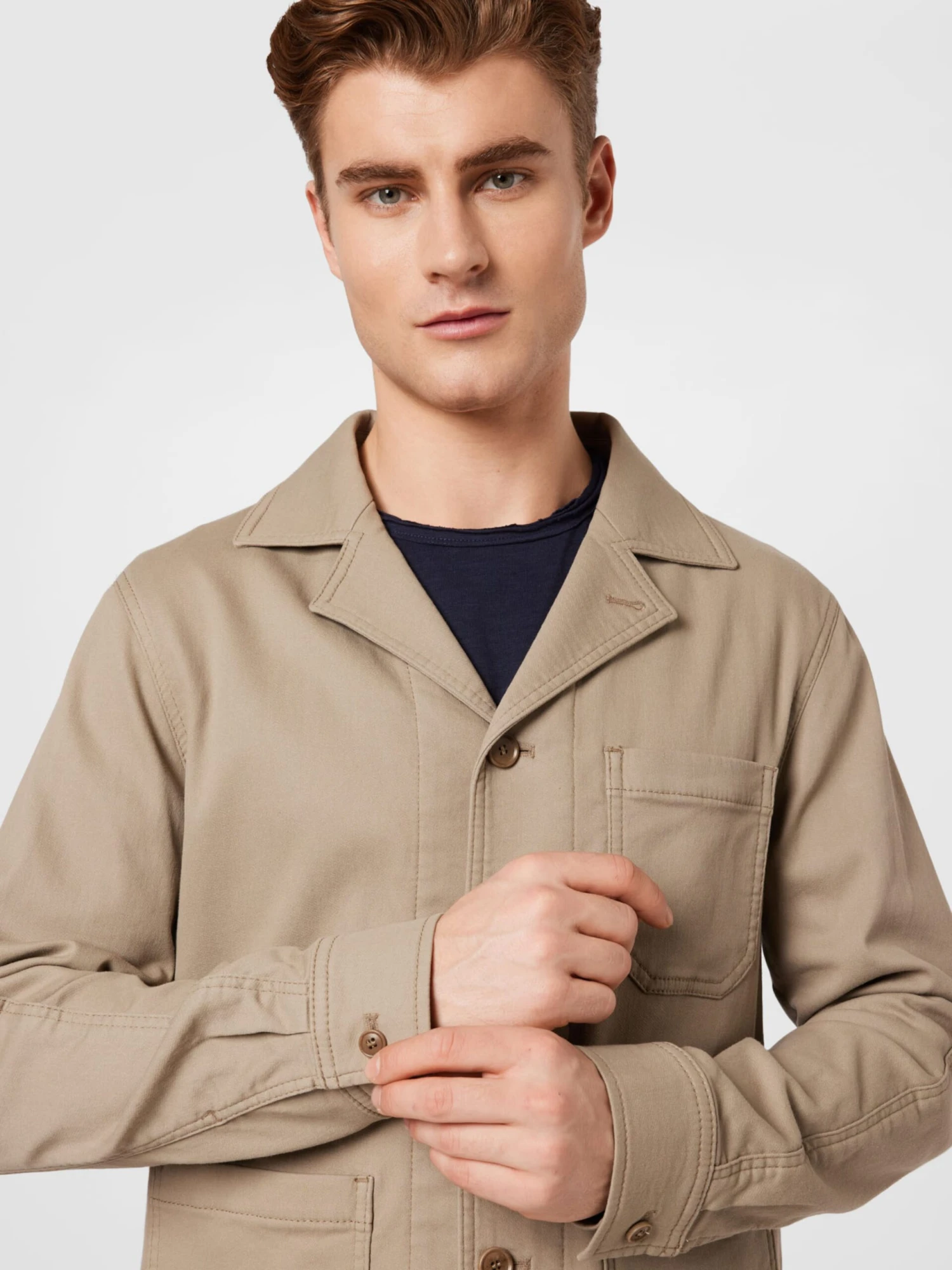 DRYKORN Tussenjassen Tussenjas ALVO Heren Lichtbruin 4 DRYKORN Tussenjassen Tussenjas ALVO Heren Lichtbruin - Afbeelding 2