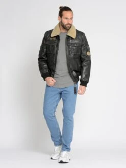 Mustang Leren Jassen Tussenjas Karlstad Heren Zwart -Jack & Jones Winkel c1af3f52eef2559ad2f9abf88670b270