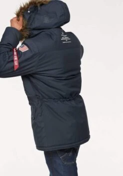 Alpha Industries Parkas Winterparka Polar Heren Nachtblauw -Jack & Jones Winkel e66387a2ecf3e433f00394e542292a21